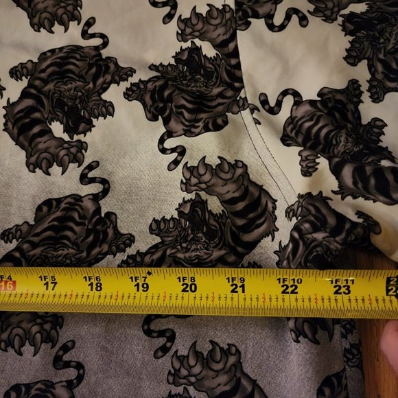 JNCO Jeans Angry Tiger Men's Button Down Front Short Sleeve Shirt Size XL - Picture 5 of 8